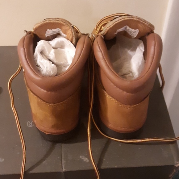 Childrens Timberlands - Picture 7 of 7